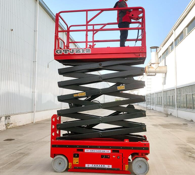 启东自行走移动式升降机